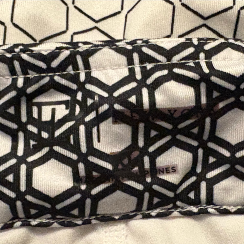 Stylish Black and White Patterned Midi Skirt - Picture 5 of 5